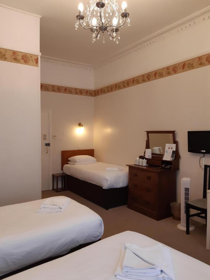 Crescent Hotel Лондон Екстер'єр фото