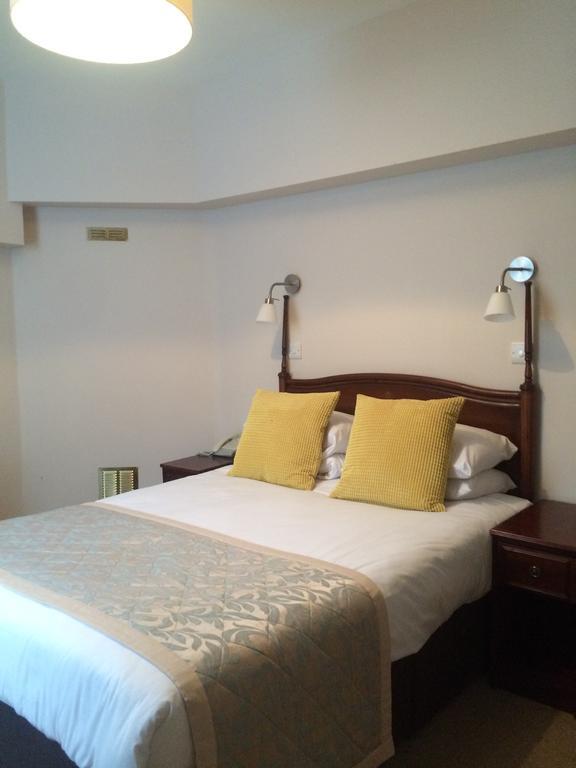 Crescent Hotel Лондон Екстер'єр фото